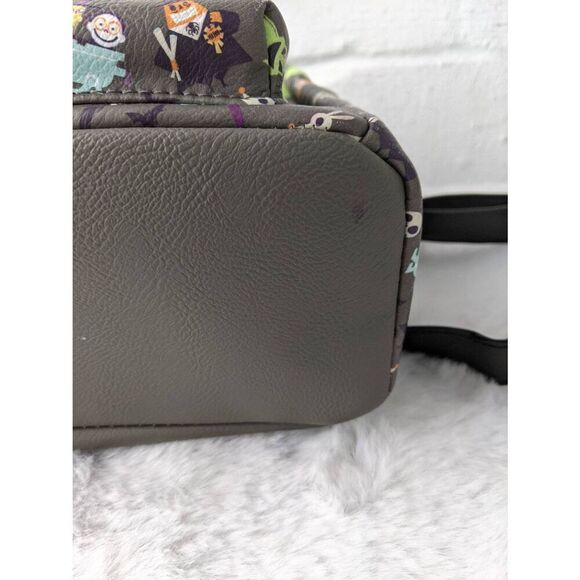 Loungefly Disney Nightmare Before‎ Christmas Mini Backpack Grey main image 4